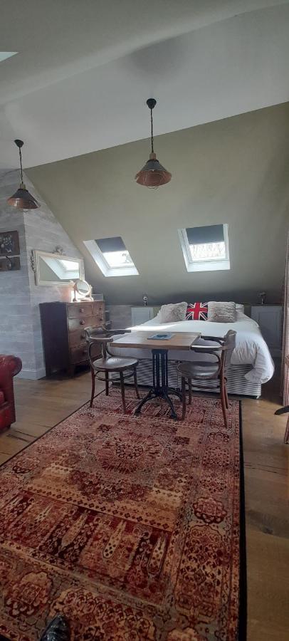 샐컴 Little Orchard House B&B 외부 사진